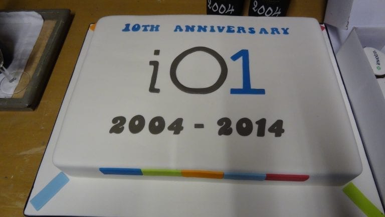 io1 celebration cake